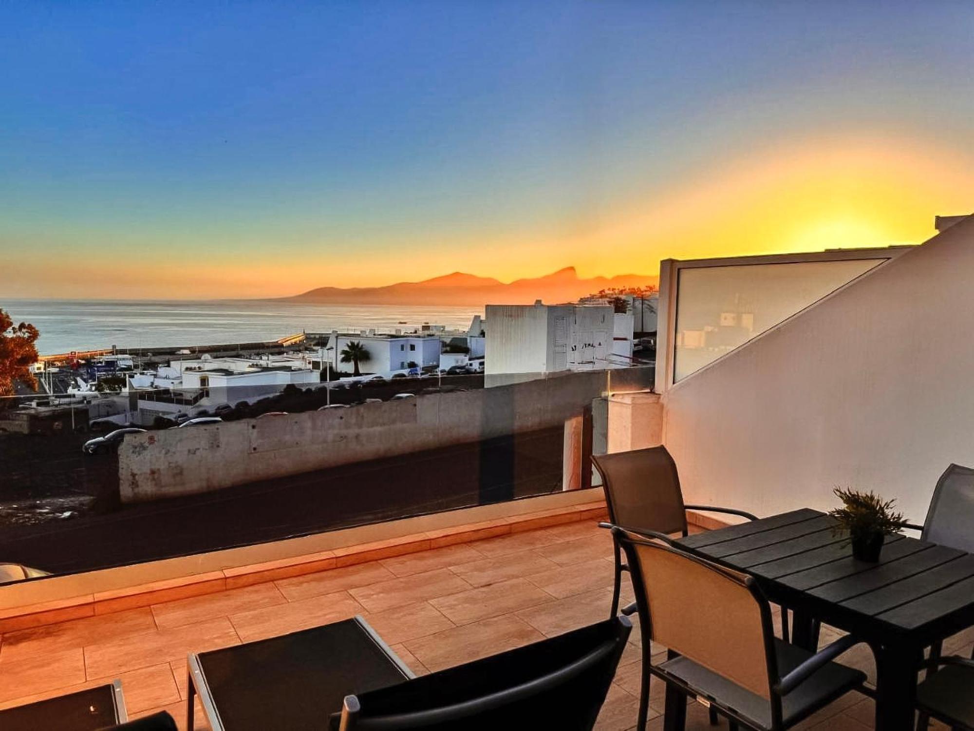 Villa Arthouse Sea View - Acquamarina E Zaffiro à Puerto del Carmen  Extérieur photo